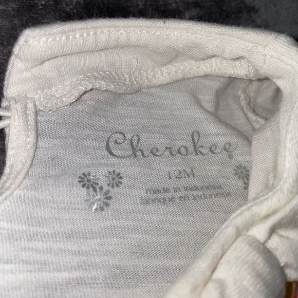 Cherokee 12 month Long Sleeve Colorful Strip With bow - Picture 2 of 4